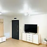 център 1 アパート Sliven