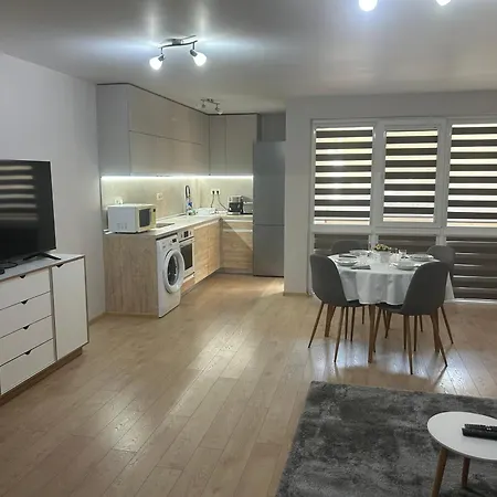 Apartamento център 1 *