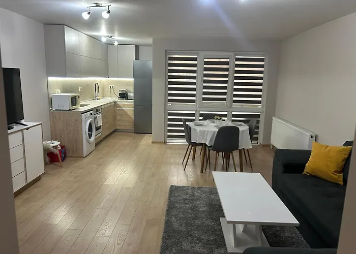 Апартаменты център 1 *